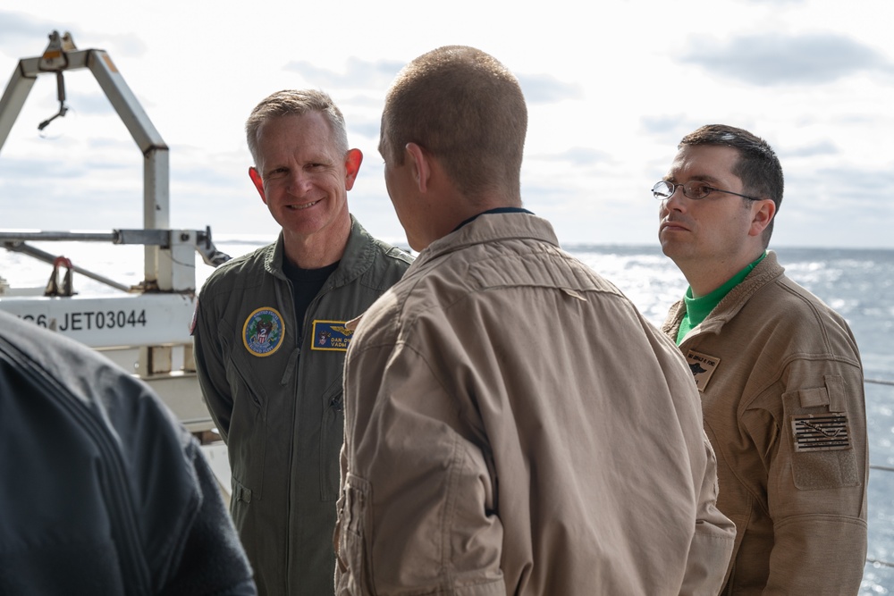 DVIDS - Images - Vice Adm. Dwyer tour [Image 4 of 7]