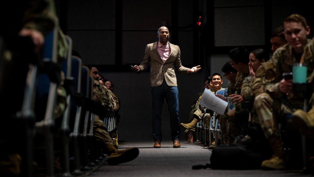 Todd Simmons speaks to Luke Airmen