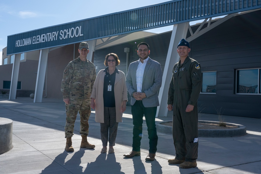 New Mexico Congressman visits Holloman