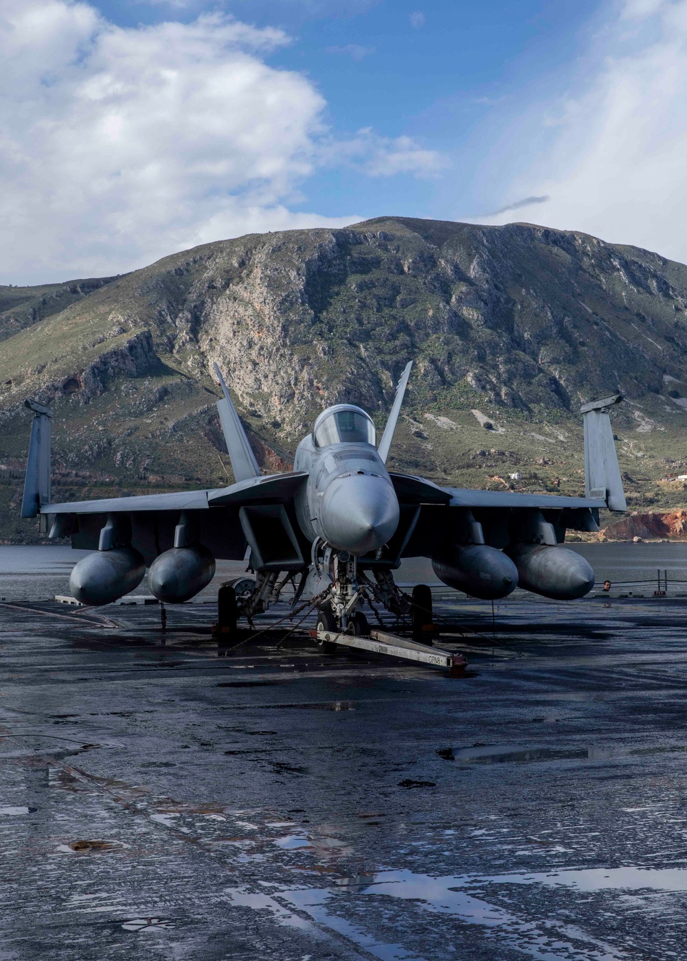 USS George H.W. Bush (CVN 77) Departs Souda Bay, Crete