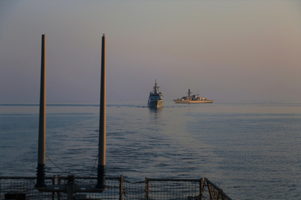 USS Paul Hamilton IMX 2023 Formation Sail