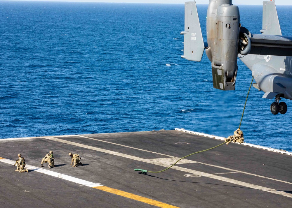 USS George H.W. Bush (CVN 77) Conducts Joint Operations with Special Operations Forces
