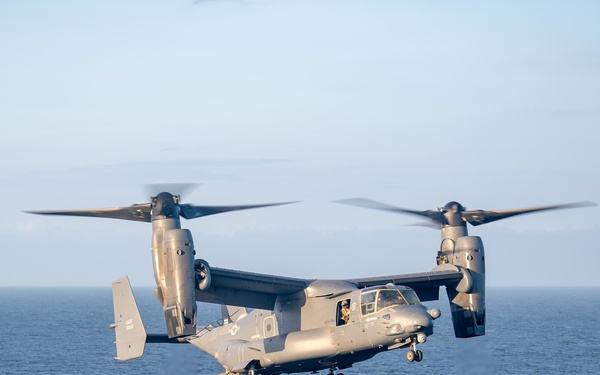 USS George H.W. Bush (CVN 77) Completes Joint Operations with Special Operations Forces