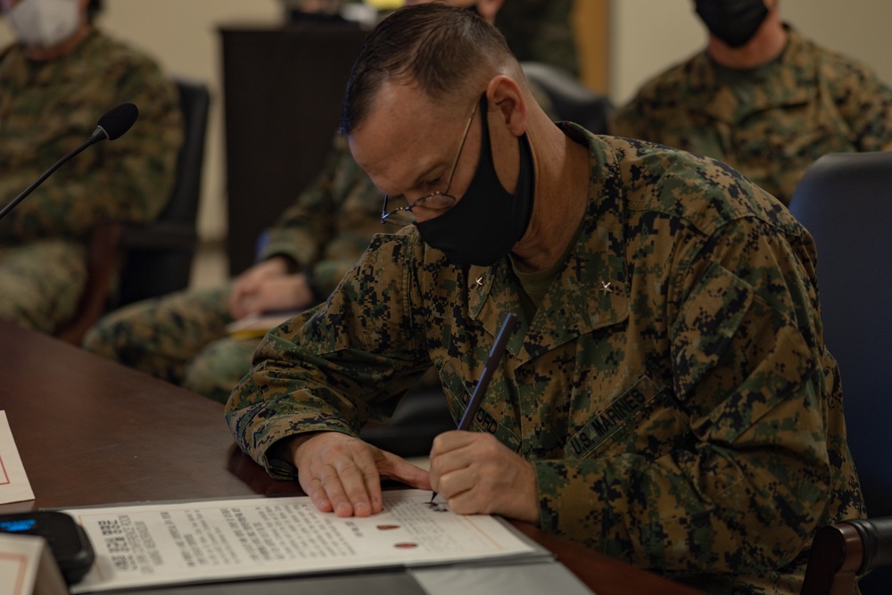 U.S. Marines dedicate room to legendary ROK Marine