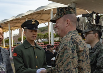 Senior U.S. and ROK Marine Corps generals attend recruit graduation