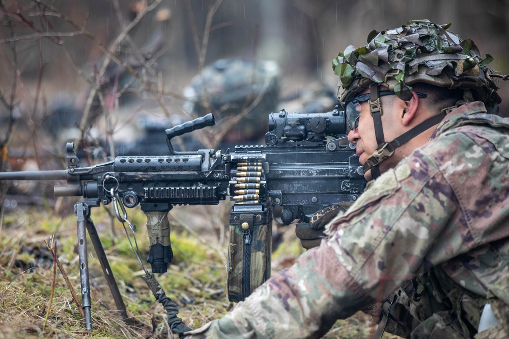 173rd Airborne Brigade conducts blank-fire and tactical movement training in Slovenia