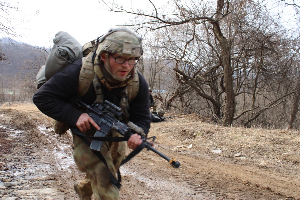 Soldiers of the 630th Engineer Co, 11th Engineer Battalion role-played as opposing forces during #WarriorShield