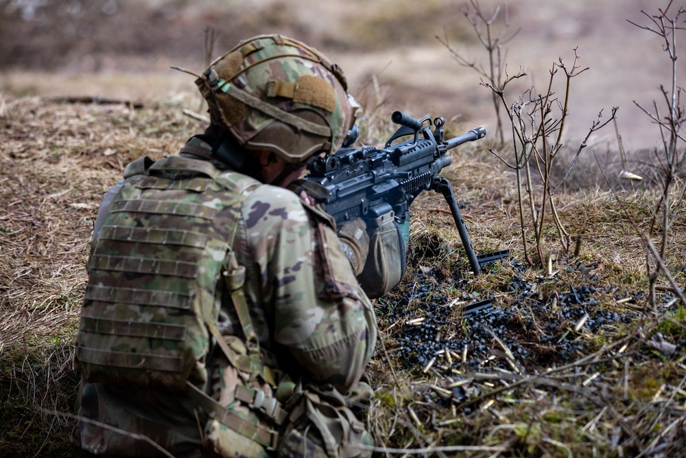 173rd Airborne Brigade conducts live-fire and tactical movement training in Slovenia