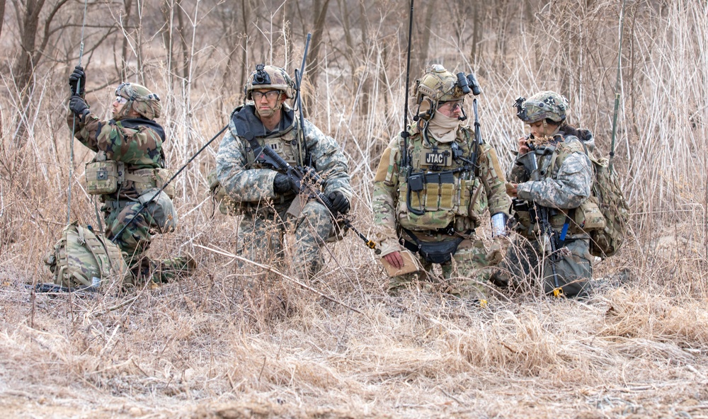 Combined Air Assault Supporting Exercise Warrior Shield