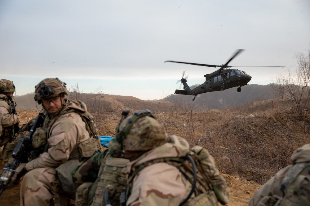 4-23 Infantry Conducts Air Assault During Exercise Warrior Shield