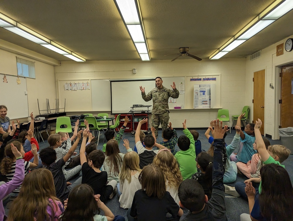 Smith addresses students