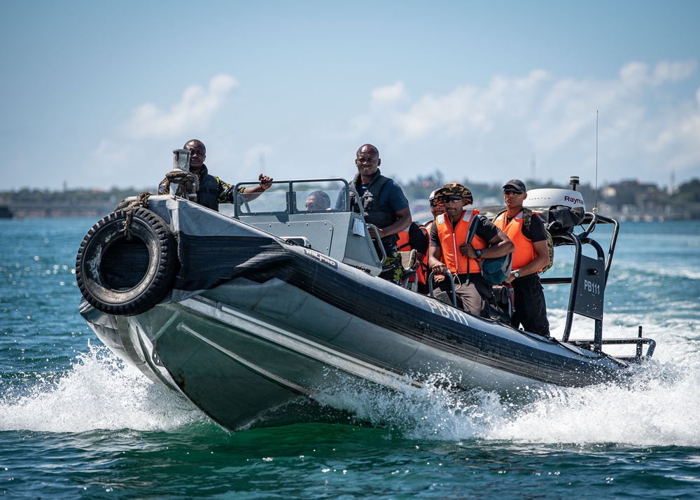 Cutlass Express 2023 participants conduct VBSS training in Mombasa