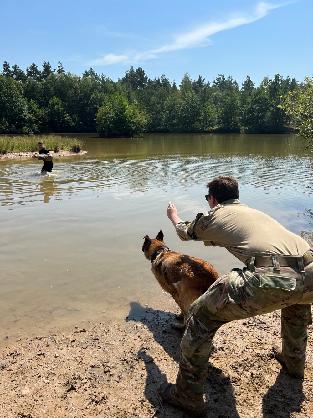 Army working dog makes mark on Enterprise Access Management Service-Army page