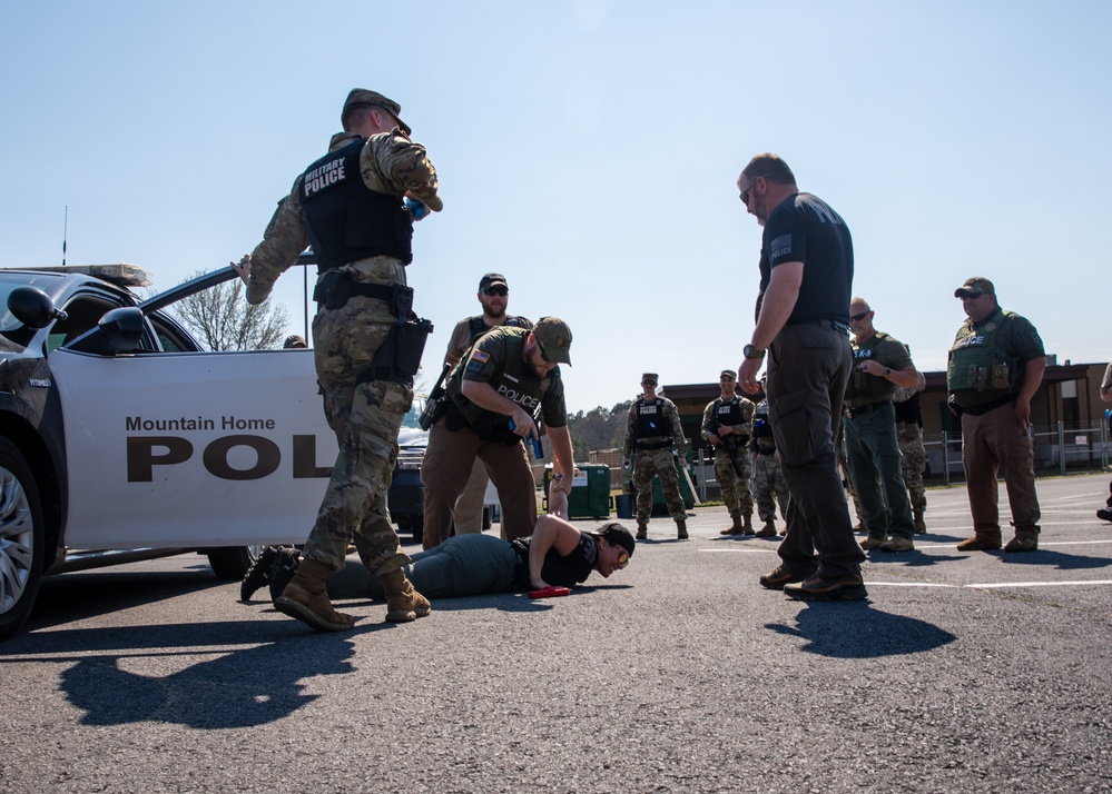 Military And Civilian Police Train Together For Rapid Response