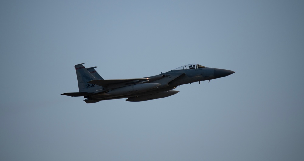 123rd Fighter Squadron conducts morning sortie