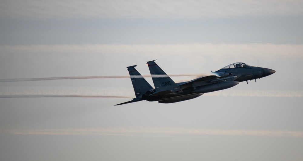 123rd Fighter Squadron conducts morning sortie