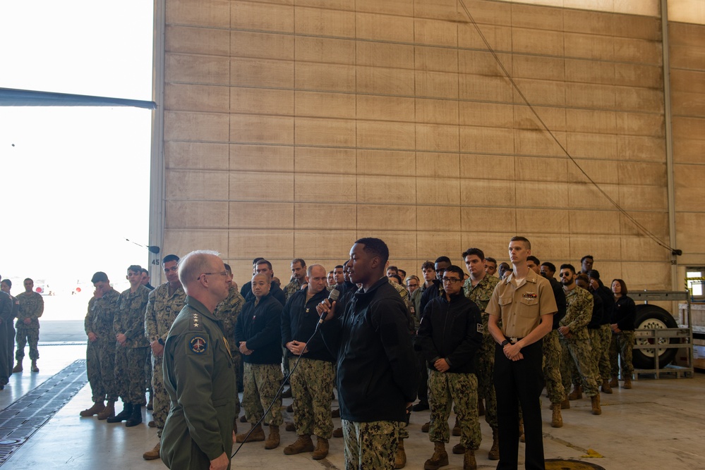 USFF Speaks to VP-8 Sailors