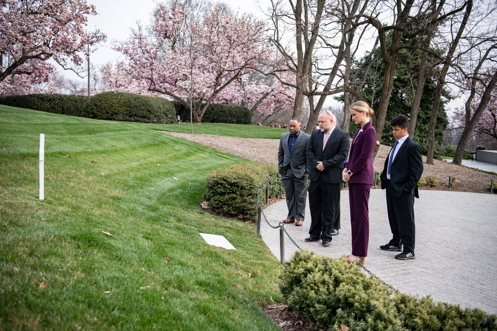 Miss America 2023 Grace Stanke Visits Arlington National Cemetery