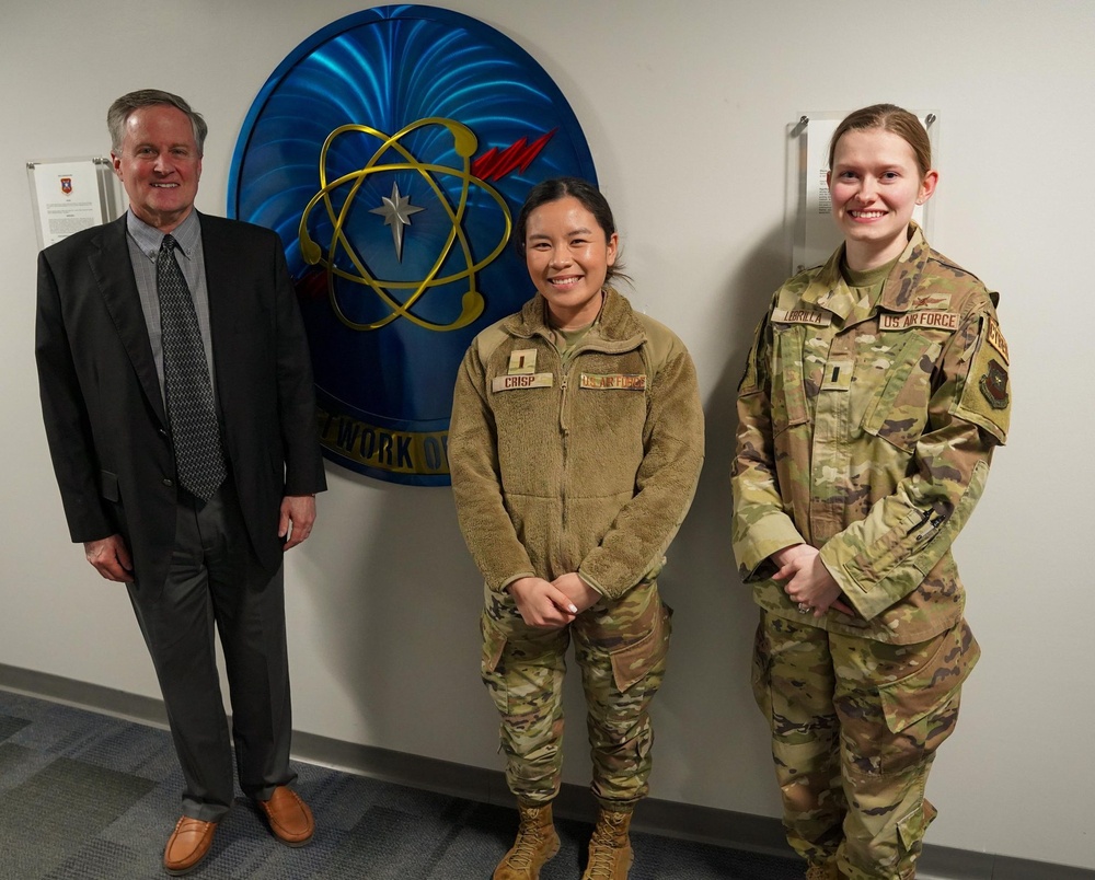 Former Secretary of the Air Force Chief Information General visits 561st Network Operations Squadron