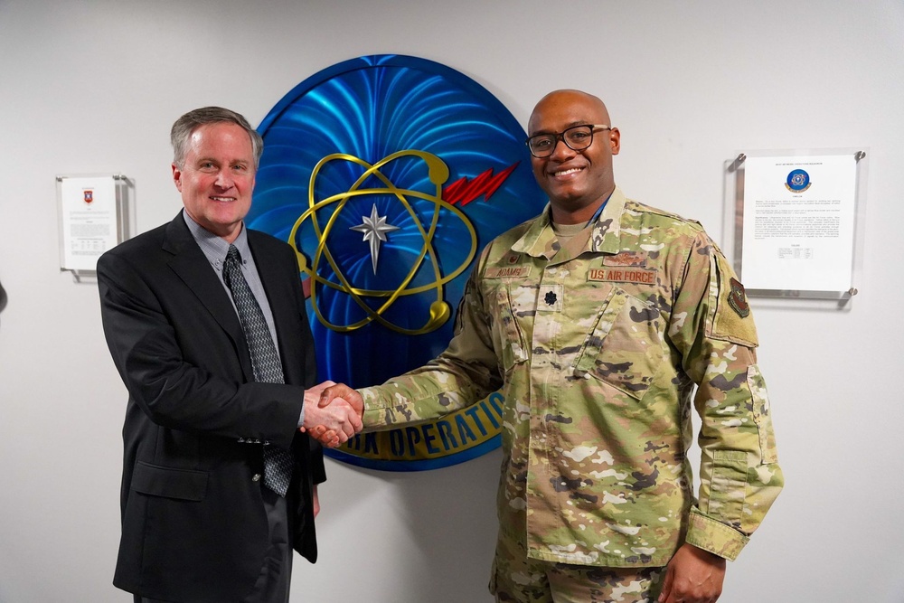 Former Secretary of the Air Force Chief Information General visits 561st Network Operations Squadron