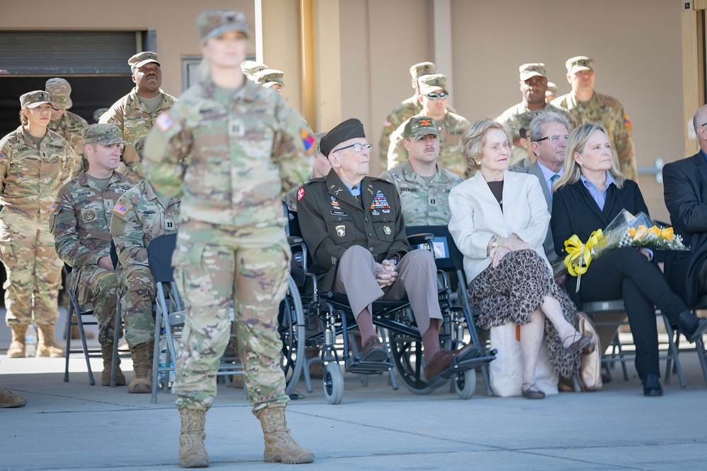 Army Medal of Honor recipient honors Bliss, 1st AD with visit during local stay