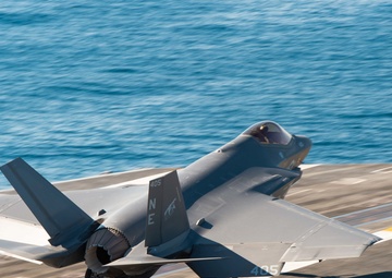 USS Carl Vinson (CVN70) Conducts Flight Operations