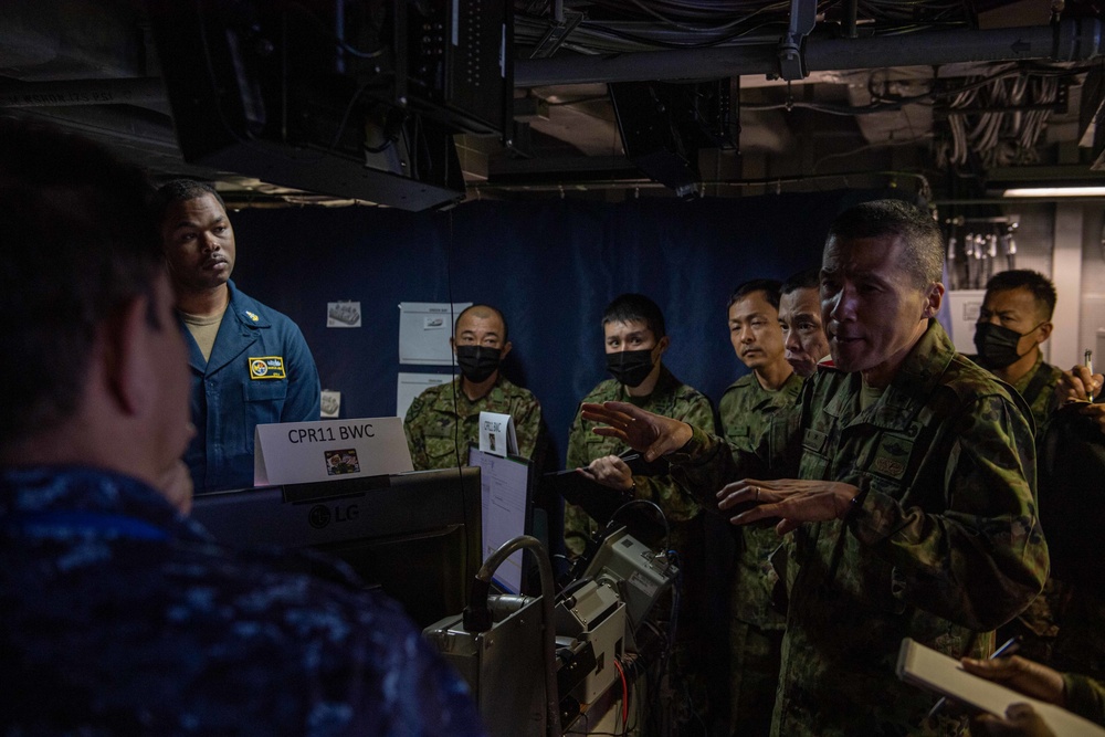 USS America (LHA 6) ARG and Japan Self-Defense Force Conduct Exericse Iron Fist.