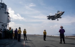 USS America, USS Makin Island Conduct FARS Operations
