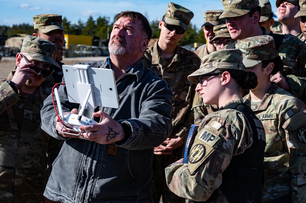 Military Police participate in a Counter-Unmanned Aircraft Systems class