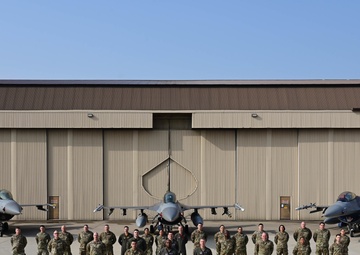 8th Fighter Wing Class of 2023 group photos