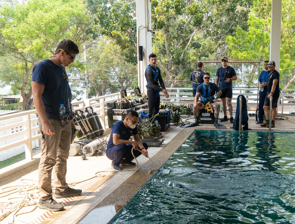 Underwater Cutting Demonstration During Cobra Gold 2023