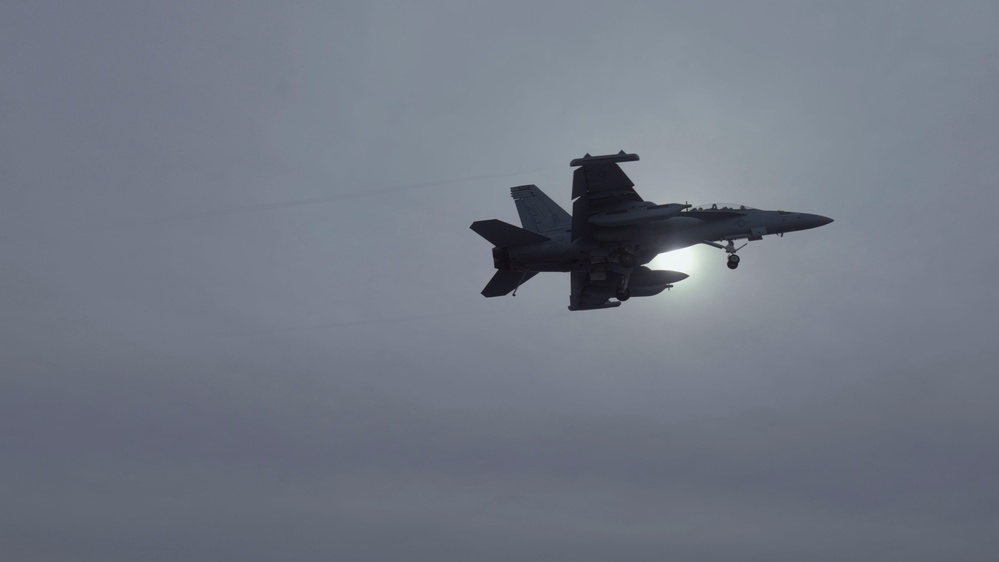 USS Carl Vinson (CVN 70) Conducts Flight Operations