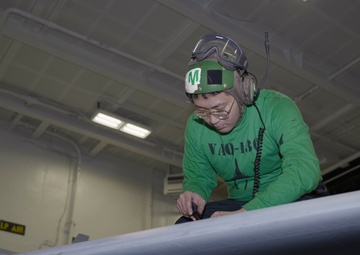 USS Carl Vinson (CVN 70) Sailors Conduct Maintenance