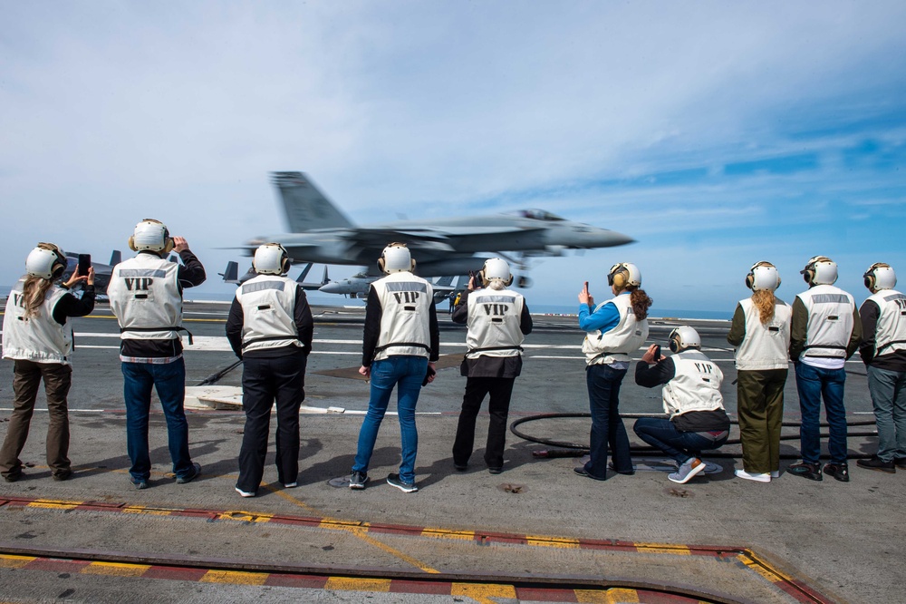 USS Carl Vinson (CVN 70) Hosts Distinguished Visitors