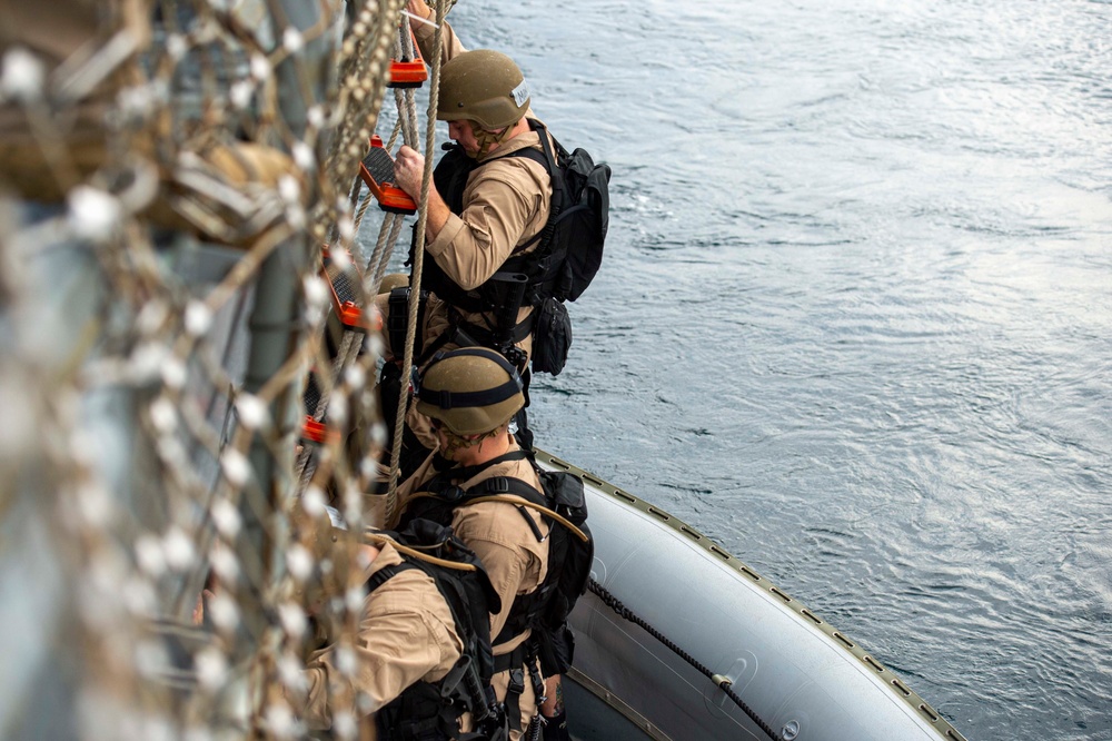 USS Paul Hamilton VBSS Operations