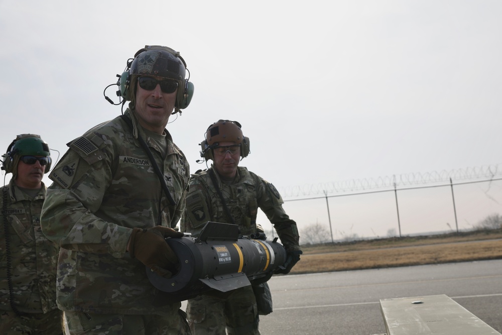 4-2 Attack Battalion Apache Gunnery During Exercise Warrior Shield