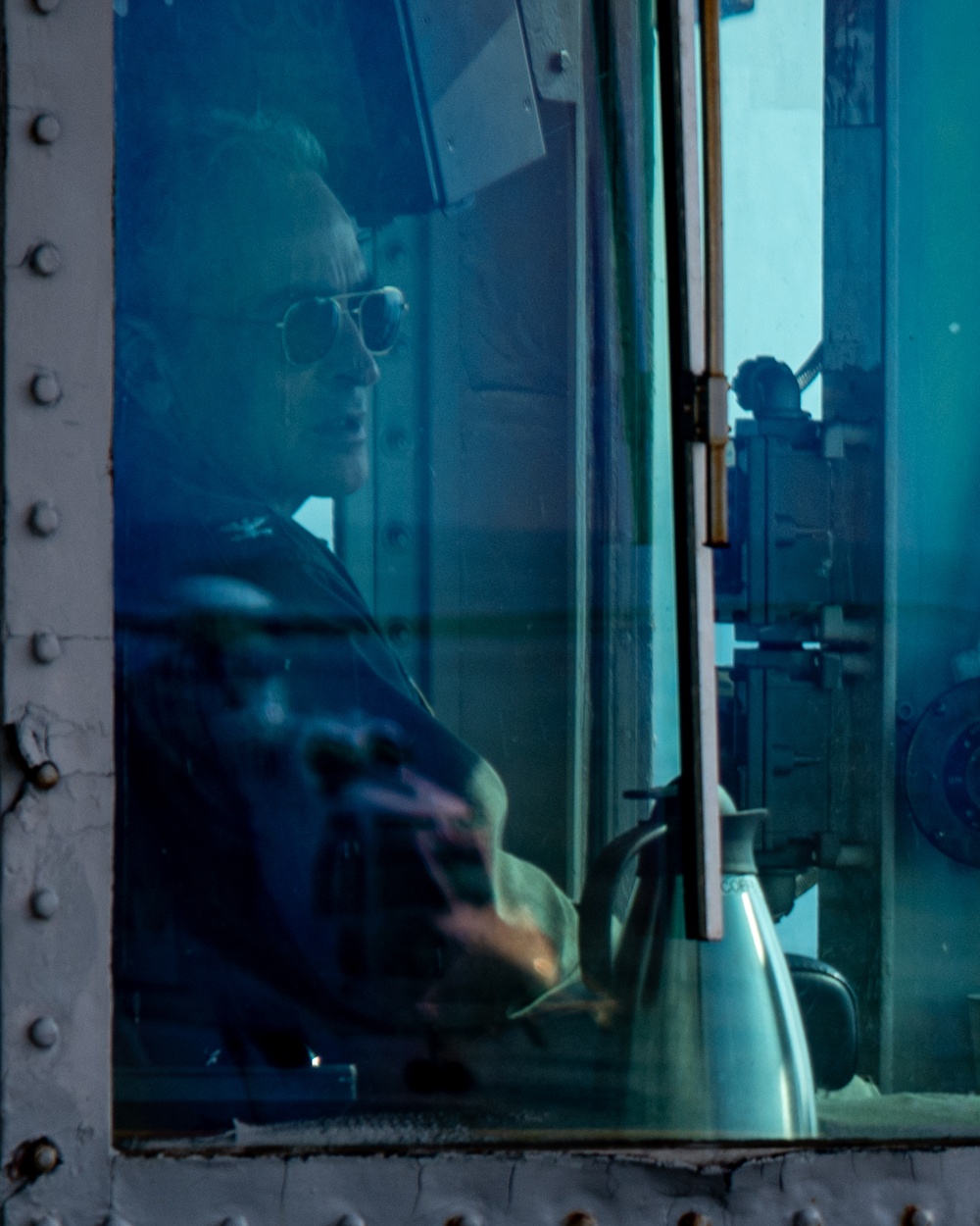 Commanding Officer Observes Cargo Transport During Replenishment At Sea