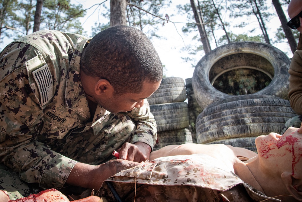 Cherry Point Sailors Refine Battlefield Medicine Skills