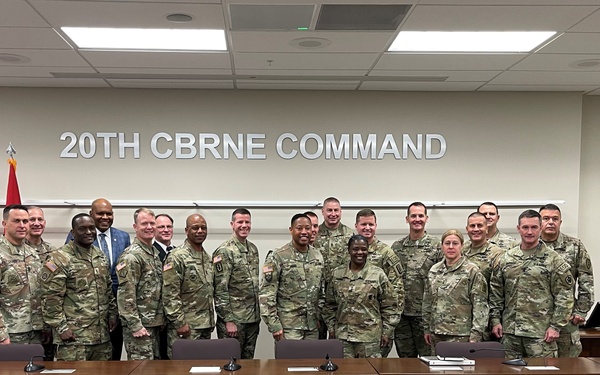 Past and present Army IGs, senior leaders share key aspects of successful leadership