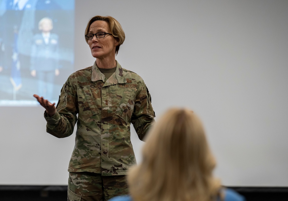 AFRL commander speaks at Women's History Month seminar