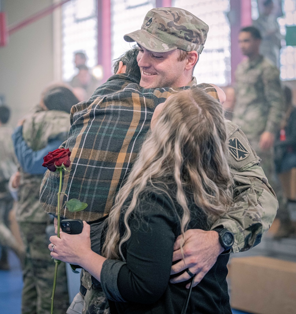 Delta Battery, 5th Battalion, 7th Air Defense Artillery air defenders return to Baumholder after deployment