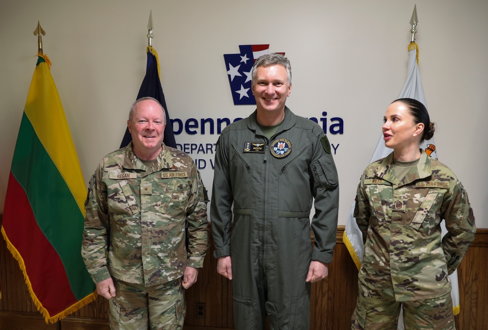 Lithuanian Air Force Commander visits Pa. National Guard leaders