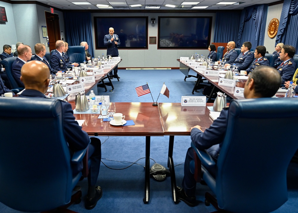 CSAF Brown gift exchange with Qatar Maj. Gen. Al-Mannai