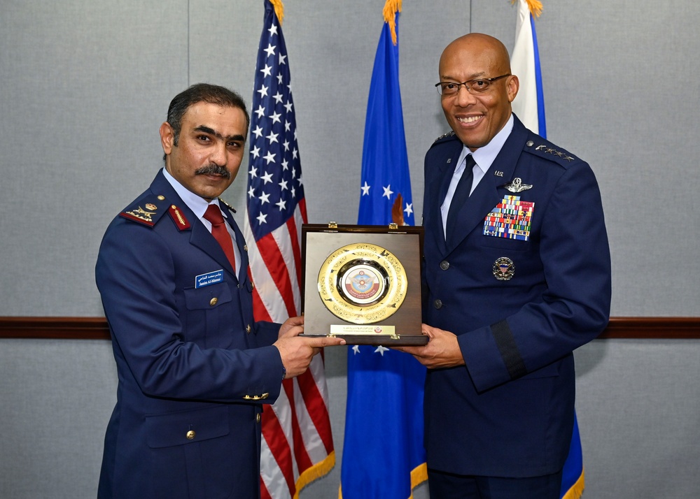 CSAF Brown gift exchange with Qatar Maj. Gen. Al-Mannai