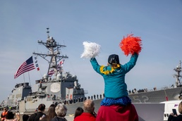 USS Barry Arrives at Naval Station Everett