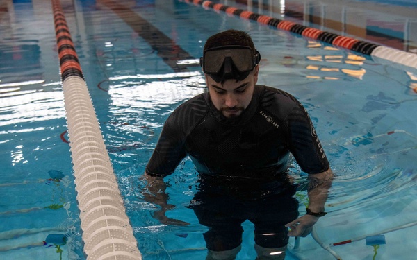 RTC Sailors Volunteer at SeaPerch