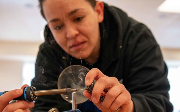 RTC Sailors Volunteer at SeaPerch