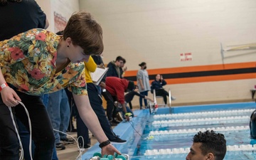 Recruit Training Command Volunteers Support STEM based SeaPerch Competition