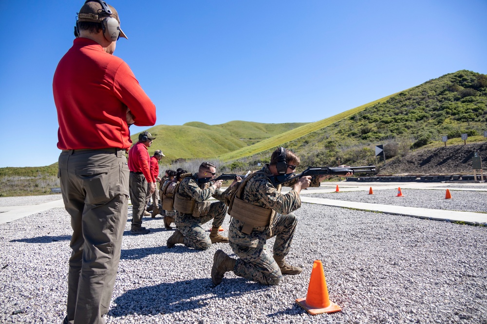 1st Supply Battalion Conducts Shotgun qualification for range coaches