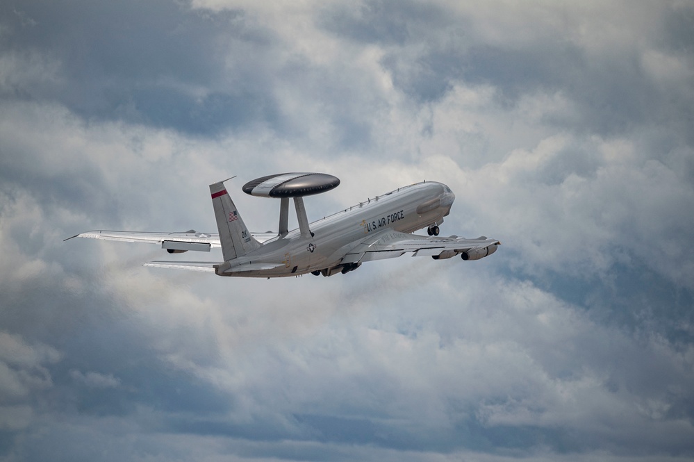 Aircraft taxi and take-off for RFNAFB 23-2